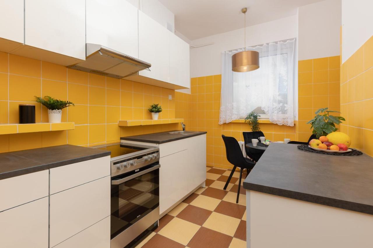 Metro Plac Wilsona Apartments Mickiewicza By Noclegi Renters Varsó Kültér fotó