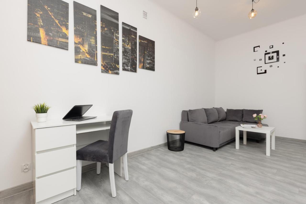 Metro Plac Wilsona Apartments Mickiewicza By Noclegi Renters Varsó Kültér fotó